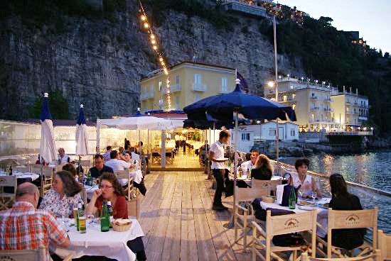 Bagni Delfino, Sorrento - Lido certificato iso 13009