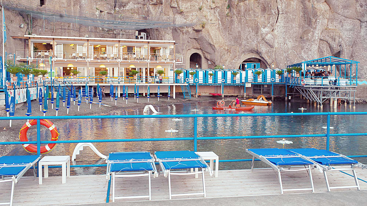 Stabilimento La Marinella - Lido certificato iso 13009